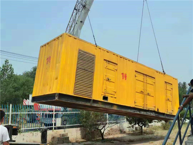 特克斯300KW柴油发电机组油耗是多少？