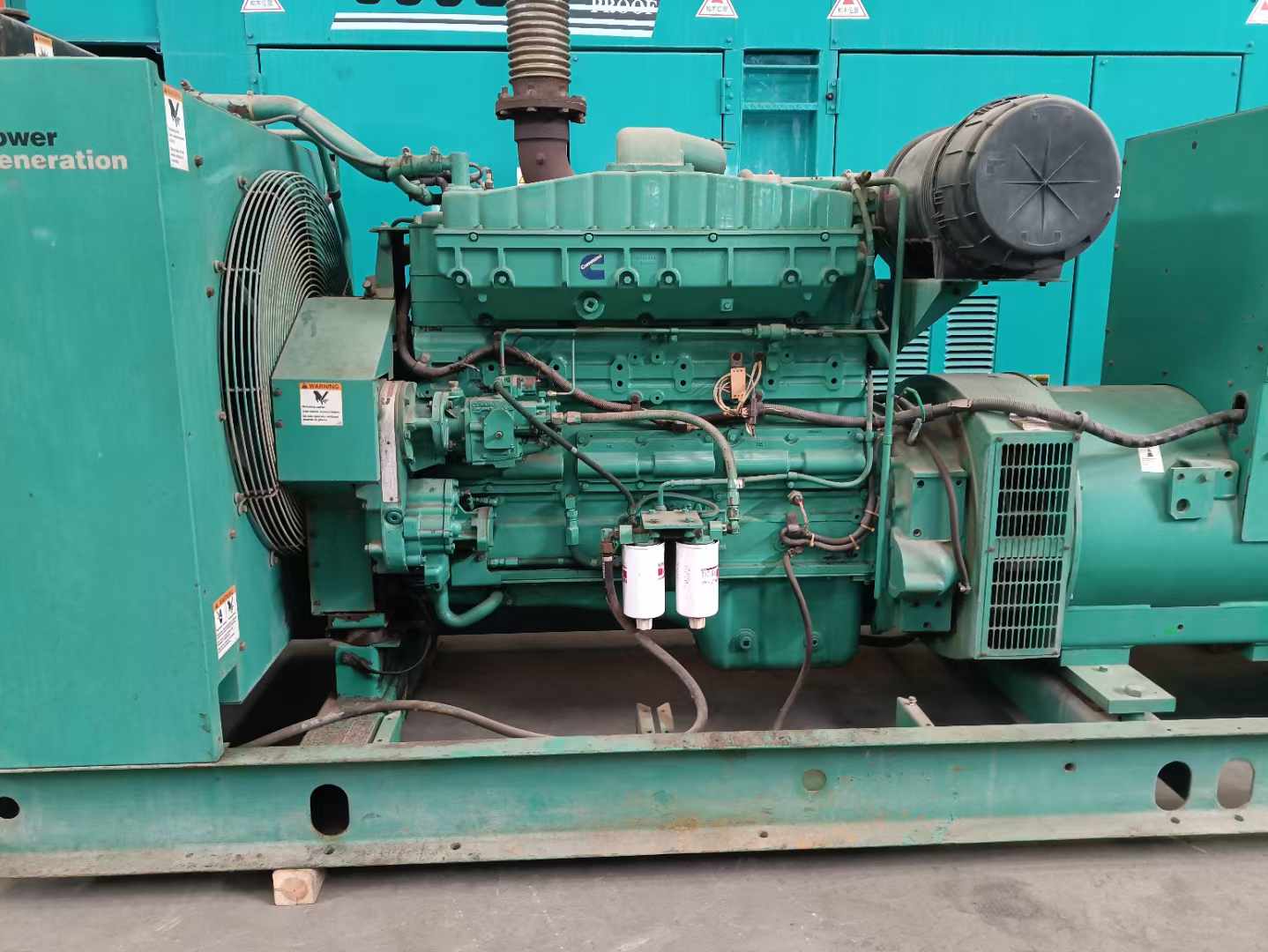 特克斯过载会对 600kW 柴油发电机组造成哪些损害？