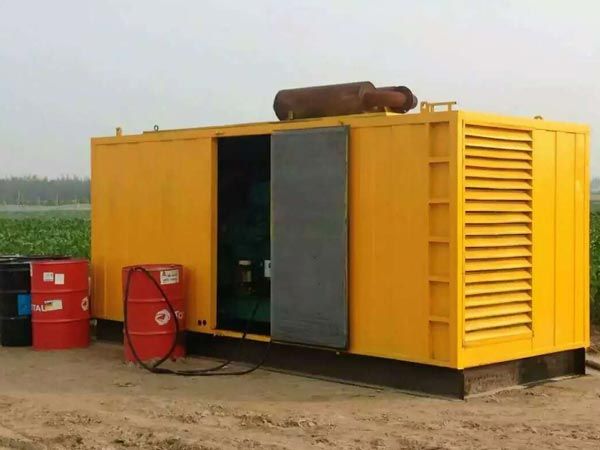 特克斯安装新的水冷式机油散热器密封件有哪些注意事项？